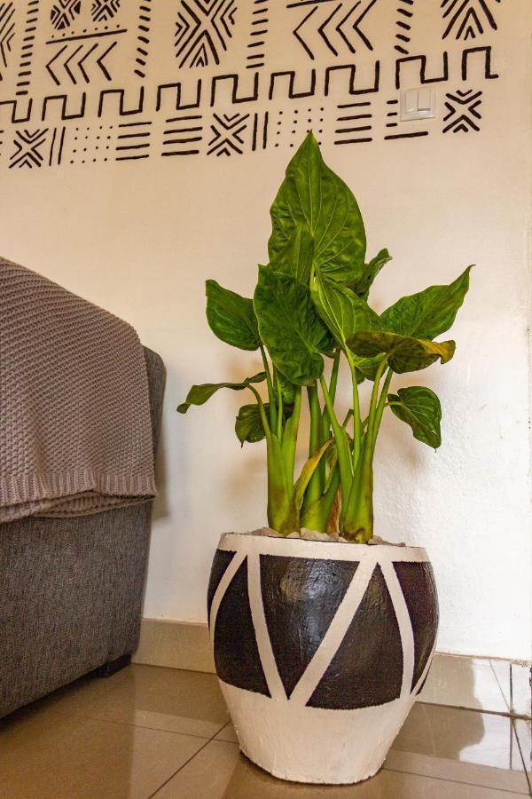 روهينجيري Indani Residence With Exceptional Night Comfort المظهر الخارجي الصورة
