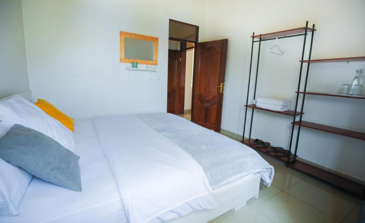 روهينجيري Indani Residence With Exceptional Night Comfort المظهر الخارجي الصورة